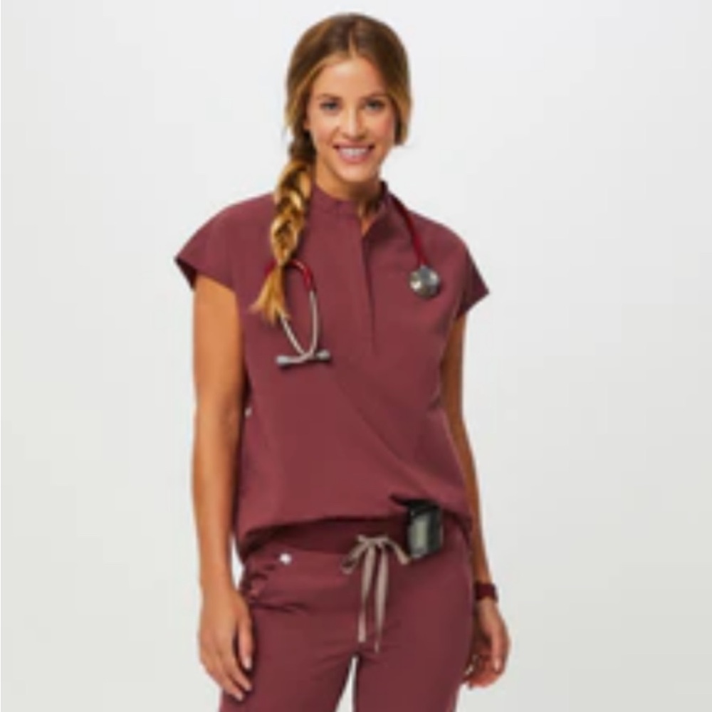 Figs Catarina Scrub Top in Dark Cherry (S)